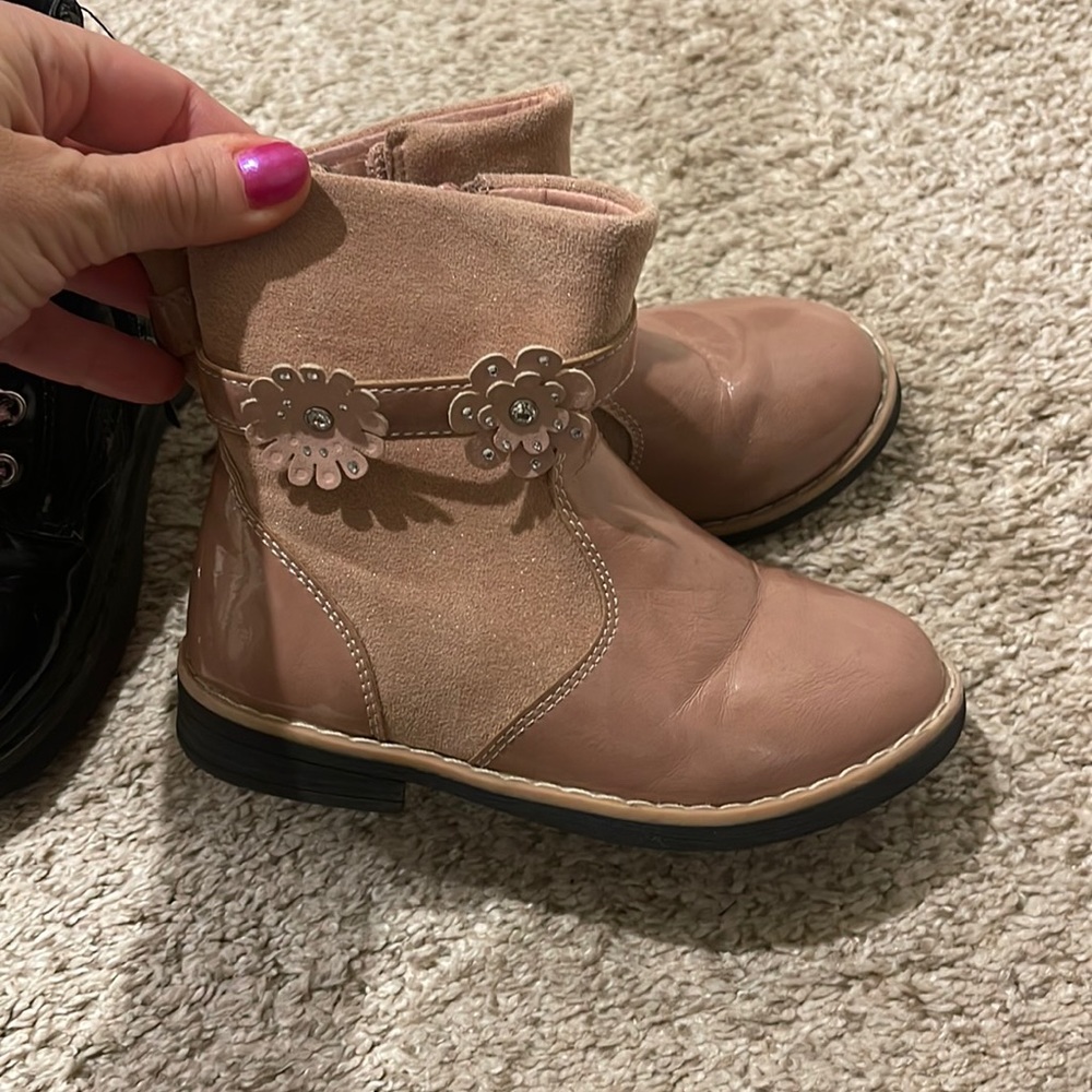 Flower boots